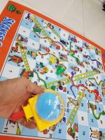 SNAKES &amp; LADDERS NO:CR-1404  เกมบันไดงู กระดานกำมะหยี่ขนาด 60 x 60 CM พร้อมเครื่องเสียงทอยลูกเต๋าแบบกด เล่นพร้อมกันได้ 4 คน