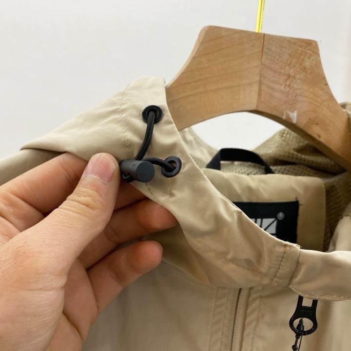 เสื้อแจ็กเก็ตกีฬาผู้ชาย599แจ็คเก็ตมีฮู้ดกันน้ำกันลมกลางแจ้งสั่งเพื่อความงามแบบเก่าเพียงชุดเดียว