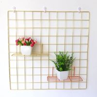 Hanging Storage Basket Iron Grid Plate Metal Magazine Photo Organization Holder for Home Bedroom Living Room Wall Decor T21C