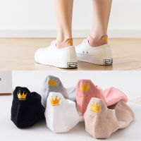 5 Pairs Women Socks Harajuku Cute Embroidery Sock Cotton Ankle Short Crown Kawaii Socks Set Candy Colors for Couples Ladies Gift