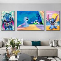 ☞ Disney การ์ตูน Lilo Stitch โปสเตอร์ภาพวาดผ้าใบ Wall Art จังหวะสั้นภาพน่ารักภาพจิตรกรรมฝาผนังสำหรับของขวัญตกแต่งห้องเด็ก