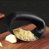 Kitchen Accessories Stainless Steel Garlic Press Manual Garlic Masher Chopping Garlic Crusher Tools Useful Things For Home