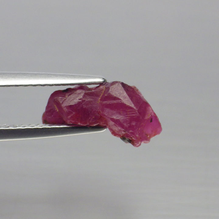 พลอย-ก้อน-รูบี้-ทับทิม-ดิบ-ธรรมชาติ-แท้-unheated-natural-ruby-tanzania-หนัก-2-93-กะรัต