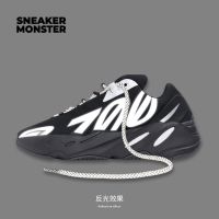 S.monster Yeezy700 MNVN เชือกผูกรองเท้า สะท้อนแสง สีดํา 3M FV4440 F2W