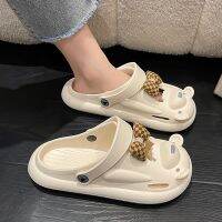 2022 New Croc Shoes Womens Thick-Soled Outerwear Fashionable Beach Wear-Resistant Baotou Half Slippers