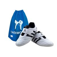 New White Taekwondo Shoes Men Quality Kung Fu Shoes Wushu Taichi Karate Martial Arts Wrestling fight shoes for kid women Sneaker