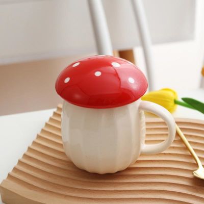 【High-end cups】น่ารัก Marioed เห็ดถ้วยที่มีฝาปิดเซรามิกแก้วกาแฟสร้างสรรค์มือทาสี Drinkware นมชาถ้วยของขวัญแปลกใหม่รูปแบบใหม่