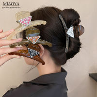 MIAOYA P เครื่องประดับผมโลโก้สามเหลี่ยมสุดอินเทรนด์สำหรับสุภาพสตรีที่หนีบผมอะคริลิกระดับพรีเมียมของขวัญสุดหรูสำหรับนักเรียน11 cm