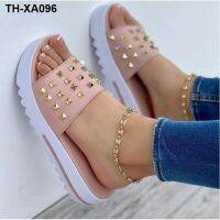 2022 summer wedges rivets amazon independent stand cross-border code beach slippers female word cool