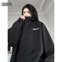 Suikone แจ็คเก็ตพายุสำหรับทั้งหญิงและชายหลวมฤดูใบไม้ผลิเสื้อโค้ตลำลองอินเทรนด์แจ็คเก็ตกันลมกลางแจ้ง