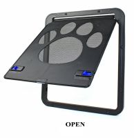 Pet Door New Safe Lockable Magnetic Screen Outdoor Dogs Cats Window Gate House Enter Freely Fashion Pretty Garden Easy Install