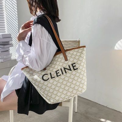 New womens bag 2022 fashion one shoulder large capacity tote all-match de Triomphe explosion style