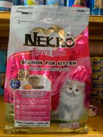 อาหารแมวชนิดเม็ด NEKKO LOVE MIX ถุงสีชมพู ขนาด 1.2 กก.อาหารลูกแมว รสปลาแซลมอน