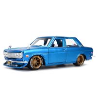 Maisto 1:24 Nissan 1971 Datsun 510 Sports Car Static Die Cast Vehicles Collectible Model Car Toys