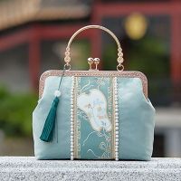 Hot selling Embroidered ancient style bag new Chinese womens all-match Hanfu Messenger retro mouth gold cheongsam