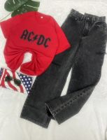 เสื้อยืดคอกลม AC DC สีพื้น พร้อมกางเกงยีนส์ดำกระบอกเล็กแต่งขาด