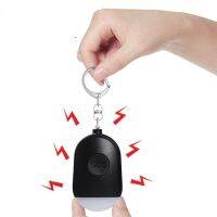 【CW】 Defense Alarm Keychain 130dB for Kid Elderly Safety Scream Loud Emergency Security Rechargeable