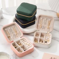 【LZ】☽♤№  Portable Jewelry Box Jewelry Organizer Display Travel Jewelry Case Boxes  Jewelry Leather Storage Zipper Jewelers Jewelry Box
