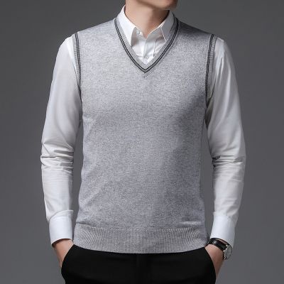 HOT11★BROWON New Arrival Vest Sweater Men Cal Sleeveless V-Neck Men Clothes Solid Color Slim Fit Knitted Sweater Men Clothing