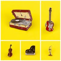 Cute Musical Instrument Badges on Backpack Guitar Brooches Badges for Clothes Badge Enamel Pins for Backpacks Clothes Lapel Pin Fashion Brooches Pins