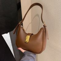 [COD] style womens bag 2022 winter new shoulder personality ins trendy commuter