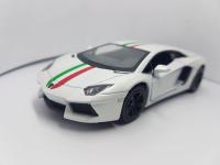 โมเดลรถยนต์  AVENTADOR LP700-4  ทำจากเหล็ก สัดส่วน 1:38 ประตู- เปิดได้เหมือนจริง ล้อฟรีสามารถสไลด์วิ่งได้เหมือนจริง