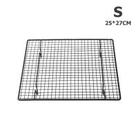 ตาข่ายชั้นวางแบบตารางสำหรับทำเค้กตะแกรงพักขนมเค้กให้ความเย็นถาดระบายความร้อนอบแห้งมัฟฟินขนมปังคุกกี้บิสกิตสำหรับห้องครัวไม่ติดโลหะ