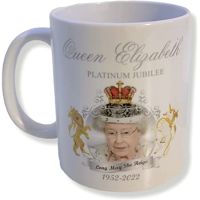 TWISTED ENVY Ceramic Novelty Cups สำหรับกาแฟและชา-God อวยพร Majesty Queen Elizabeth II