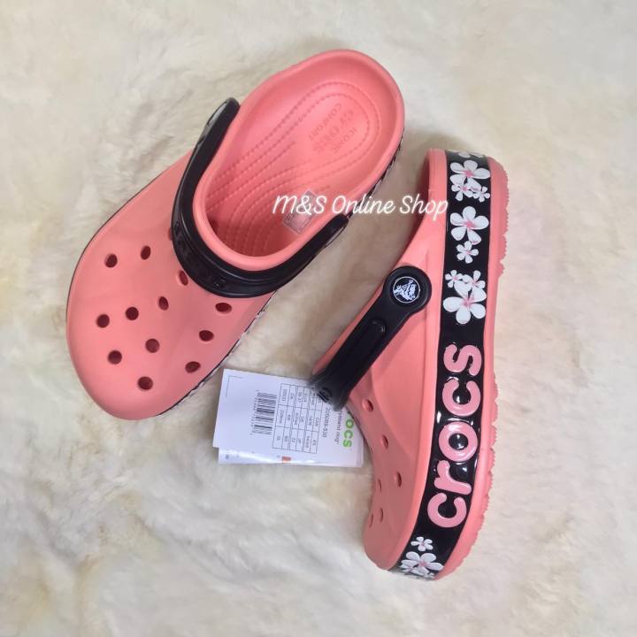 รองเท้า-crocs-ผู้หญิงใหม่ล่าสุด-รองเท้าเพื่อสุขภาพ-ใส่สบายเท้า-ลดราคา