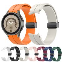 Tali silikon tanpa celah untuk jam Samsung Galaxy 5/4 40mm 44mm 5 Pro 45mm gelang magnetik asli untuk jam 4 sabuk klasik