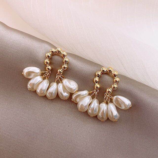 geometric pearl earrings