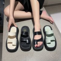 2022 New White Beige Green Platform Flip Flop Ladies Famous Designer Flip Flop Ladies Platform Sandals Slippers Beach Shoes