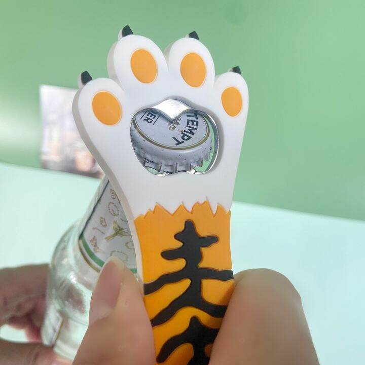 magnetic-fridge-portable-creative-cat-paw-shaped-glass-beer-bottle-opener-kitchen-gadget-bar-refrigerator-sticker-drinkware-tool