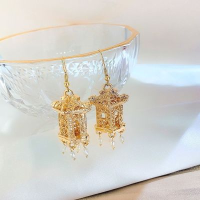【CW】 Vintage Palace Dangle Earrings Women Chinese Ancient Style Tassel Pearl Elegant Pavilion Earrings Jewelry