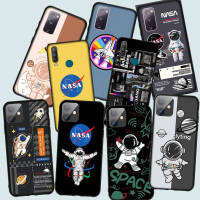 อ่อนนุ่ม Coque L180 MC91 Nasa Astronaut Moon Creative Design Art เคสโทรศัพท์ ซิลิโคน หรับ iPhone 14 13 12 11 Pro XS Max X XR 6 7 8 6S Plus 11Pro 13Pro 12Pro 14Pro 6Plus 7Plus 8Plus 14Plus + 14+ ProMax ซิลิโคน Phone Casing 7+ 8+ 6+