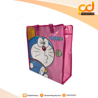 กระเป๋าสปันบอล(ถุงกระสอบ) ลาย Doraemon Size S (รหัส:A004-2DO) สีชมพู by Plasdesign