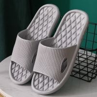 Men Indoor Home Slippers Summer Non-slip Flip Flops Bath Slippers Couple Family Flat Shoes Hotel Sandal Slides