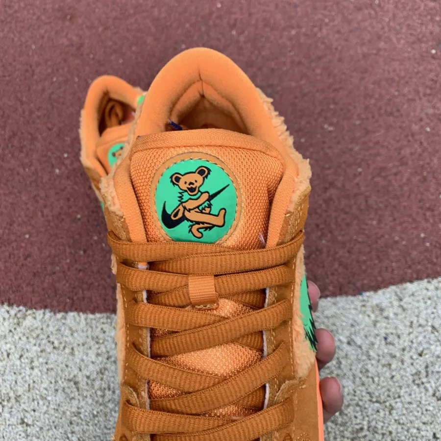 Grateful Dead x Nike SB Dunk Low Orange Bear CJ5378-800 