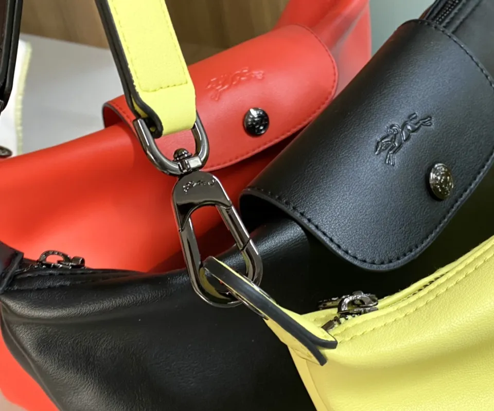 Made in France】Original Longchamp LE PLIAGE XTRA Shoulder Hobo Bag M  Cowhide Leather Tote Bag （Real Leather U Can Check）