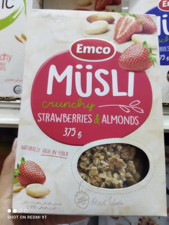 EMCO MUSLI, crunchy strawberries & almonds(375 grams) naturally high in