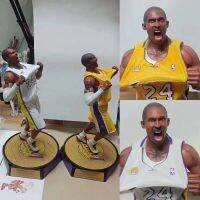 บาสเกตบอลดาว Gk Kobe สีเหลือง24เครื่องประดับตุ๊กตาสีขาวแบบตื่นเต้นทำมือบรรจุกล่องทั้งชุดหล่อ