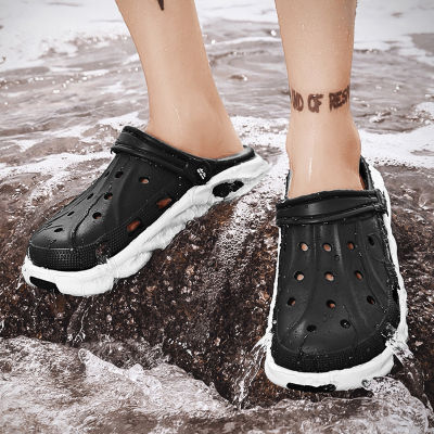 รองเท้าแตะชายหาดน้ำหนักเบากันลื่นสำหรับผู้ชายรองเท้าแตะสำหรับใส่ใน Sepatu Kebun รองเท้าแตะสีพื้นสำหรับรองเท้าบุรุษ