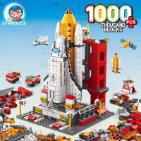 เข้ากันได้กับ ของเล่นติดจรวด LEGO Design Compatible Space Shuttle Rocket Launch Center บล็อกการศึกษาสำหรับเด็ก ยาก Boys Creative 1000PCS BLOCKS  รถวิศวะ เรือรบ รถหุ้มเกราะ