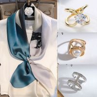 【DT】hot！ Fashion Rhinestone Brooches for Scarf Buckle Brooch Pin Metal Clothing Accessories