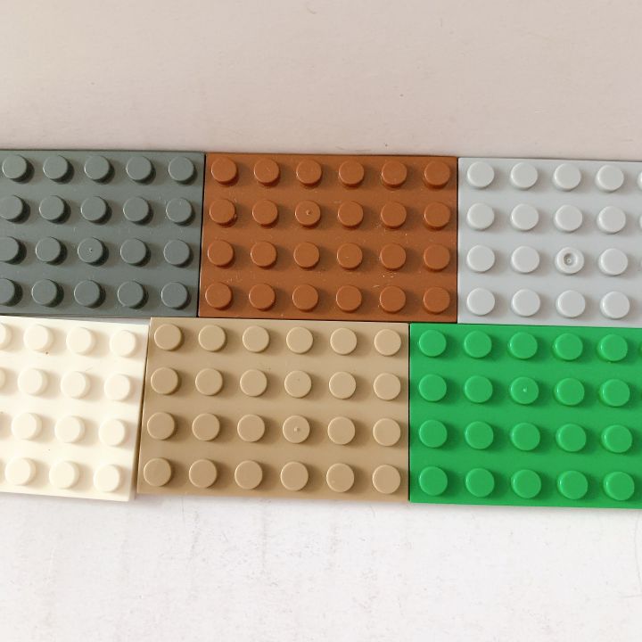 Lego: Với những chiếc khối Lego sáng màu, chúng ta có thể xây dựng bất cứ thứ gì mà mình muốn. Hãy cùng tạo nên những tác phẩm độc đáo, đầy sáng tạo từ Lego để trở thành một người khéo léo và nghệ sĩ thiên tài nhé!