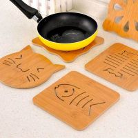 【CC】 Kawaii Design Hollow Coaster Thickening Anti-scalding Insulation Pot Plate Table Decoration