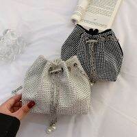 WENTIL กระเป๋าคลัทช์ Crossbody ทรงถังน้ำแข็งสำหรับปาร์ตี้กระเป๋ามีโซ่กระเป๋าสะพายไหล่ตอนเย็น