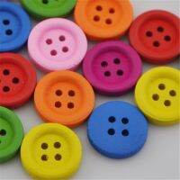 100pcs 15 mm 4 holes Colorful Baby Round Wood Button Craft Sewing WB157 Haberdashery