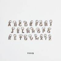 YVIS silver petite alphabet pendant (เฉพาะจี้)