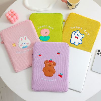 2023New Cartoon Bear Ipad Case Tablet Bag 11 Inch Inner Tank Bag Girl Thickened Handheld iPad Storage Bags